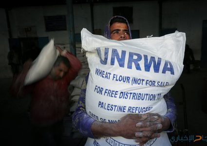 برنامج الأغذية العالمي يقلص مساعداته للفلسطينيين