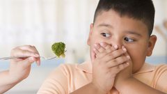 كيفية التعامل مع الوزن الزائد عند الأطفال