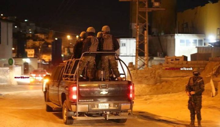 وفاة شخص أثناء إطلاق نار على مركز شرطة الرام شمال القدس