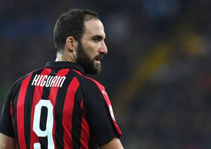 هيغواين مصمم على الرحيل