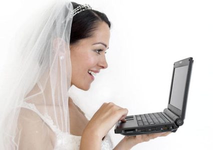 تويتر.. "كيف تقنع البنت بالزواج في النت"