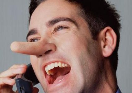 دراسة تكشف الحقيقة بشأن الكذب لدى الرجال