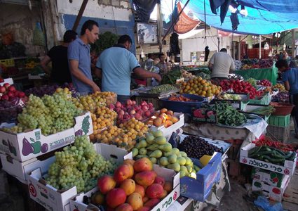 الاحصاء: انخفاض مؤشر غلاء المعيشة في غزة وارتفاعه بالضفة