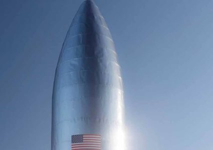 سبيس إكس تكشف عن نموذج "سفينة النجوم"