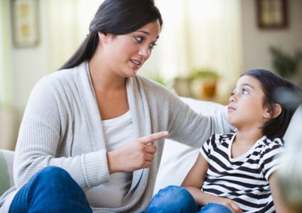 تعزيز ثقافة الاستئذان عند الأطفال