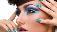 خطوات جديدة لـ مزج ظلال العيون