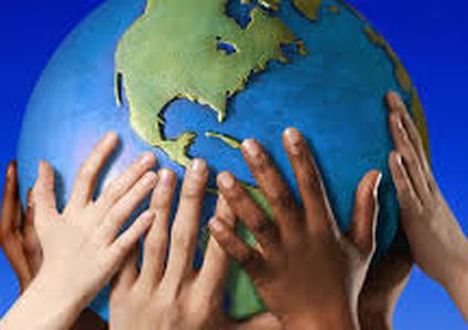 جنوب افريقيا.. ايقاف معلمة قسمت الطلاب على أساس اللون!