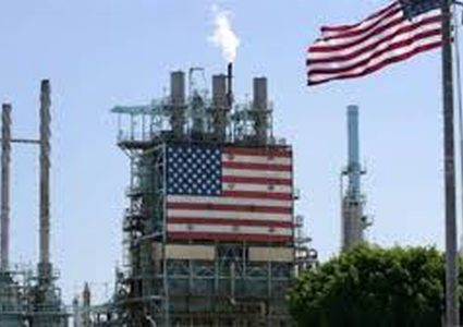 مخزونات النفط الأمريكي تتراجع بأكثر من المتوقع