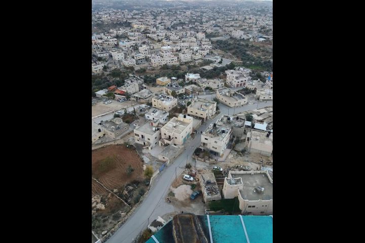 يطا: الدفاع المدني يحذر الاهالي من خطورة مئذنة مسجد