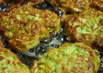 فطائر الكوسا المقلية