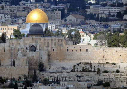 الأوقاف والافتاء تحذران من خطورة اعتداءات على بنية الاقصى