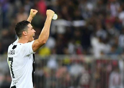 صفحة جديدة في سجل رونالدو الذهبي بالنهائيات