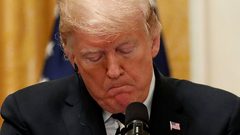 خبير في الشأن الأمريكي: عاصفة عزل "ترامب" لم تعد بعيدة