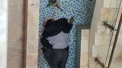 مشهد مروع.. معلم ينتحر من الطابق العاشر في صنعاء