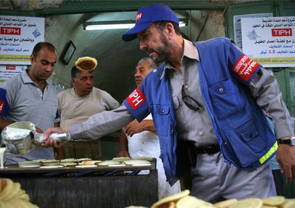 أردان يطالب نتنياهو بطرد المراقبين الدوليين من الخليل