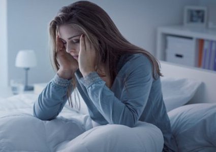 الشعور بالتعب عند الاستيقاظ قد يكون علامة على مرض خطير