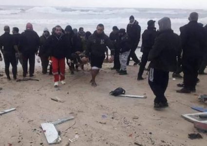 بحرية غزة: انقذنا 6 صيادين مصريين في بحر غزة