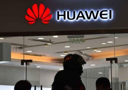 أميركا تتهم هواوي بالسرقة وتحضّر ضربة للعملاقة الصينية