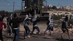 إصابة شابين واعتقال طفل في كفر قدوم