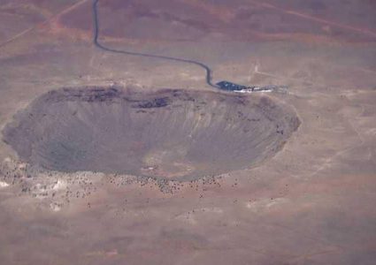 ازدياد وتيرة تساقط صخور ضخمة من الفضاء