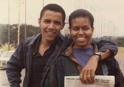 أوباما وميشيل.. صورة للتاريخ في يوم "أعز صديقة"