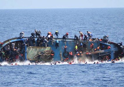 نواكشوط تؤكد وفاة 52 مهاجراً موريتانياً في حادث غرق سفينة