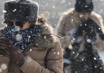 احذر... 5 أمراض وراء شعورك بالبرودة