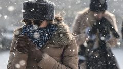 احذر... 5 أمراض وراء شعورك بالبرودة