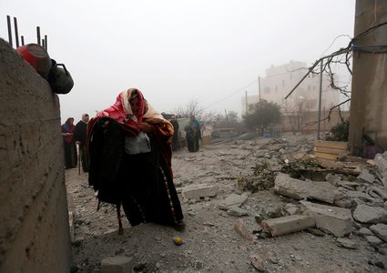 الاحتلال يفجر منزل عائلة الأسير جبارين في بلدة يطا بالخليل