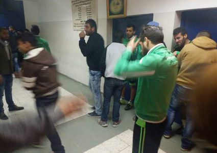 إصابة لاعبين ناشئين بالاختناق جراء إطلاق الاحتلال قنابل غاز