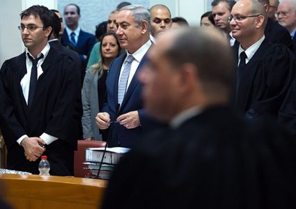 نتنياهو يفشل بتأخير البت بمحاكمته لما بعد الانتخابات