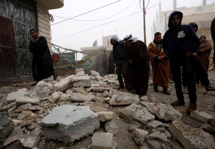 الاحتلال يفجر منزل عائلة الأسير جبارين في بلدة يطا بالخليل