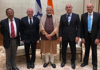 مسؤول إسرائيلي كبير يسافر إلى الهند عبر الأجواء السعودية
