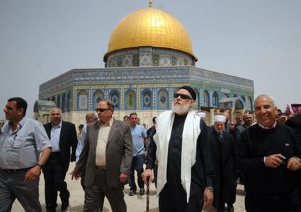 المفتي حسين والمحافظ غيث يؤكدان أهمية زيارة القدس