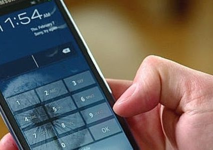 أندونيسيا..أحرقت زوجها حيًا.. بسبب "كلمة سر الهاتف"!