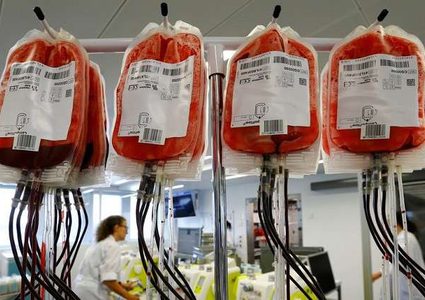 مشروع غريب يحصد دماء الشباب ويبيعها للأغنياء!