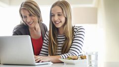 كيف أساند ابني للحصول على وظيفة مناسبة