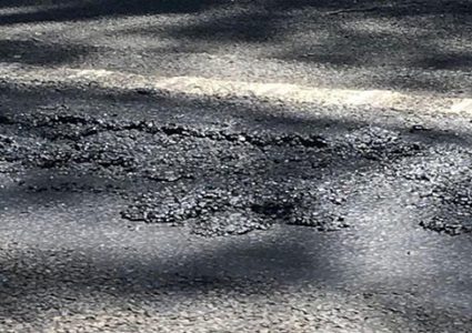 انصهار الإسفلت في أستراليا مع استمرار موجة الحر