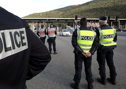 فرنسا...مقتل شخصين وإصابة 14 في حريق بمنطقة جبال الألب