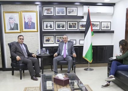 الشيخ يجتمع مع رئيس هيئة التقاعد ماجد الحلو