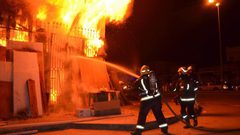 إصابة 10 مقدسيين في حريق بحي صور باهر