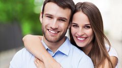 دراسة : العلاقات المبنية على الضحك والفكاهة تدوم مدة أطول!