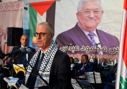 الحمدالله يشارك بالعرس الفلسطيني اللبناني الجماعي