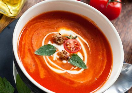 شوربة الطماطم المشوية