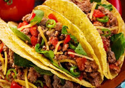 فطيرة الدجاج المكسيكي الحار بخبز التورتيلا