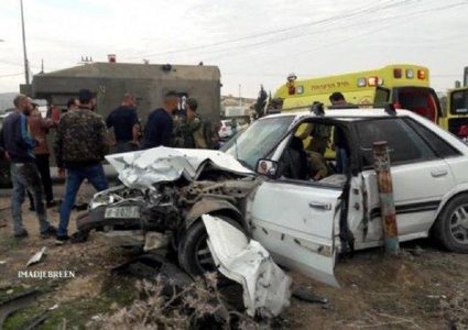 5 إصابات بتصادم مركبة فلسطينية مع مركبة مستوطن قرب تقوع