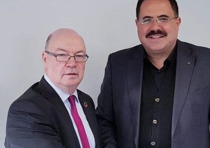 صيدم يبحث مع وزير الدولة للتنمية البريطانية استمرار التعاون