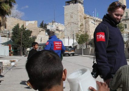 مجدلاني:عدم تمديد بعثة "تيف" بالخليل فرصة للاستفراد بالشعب