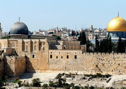 "الخارجية" تطالب المجتمع الدولي بتحمل مسؤولياته تجاه الأقصى