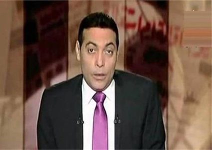 مصر: السجن سنة كاملة لمقدم برنامج تلفزيوني استضاف "بائع هوى"